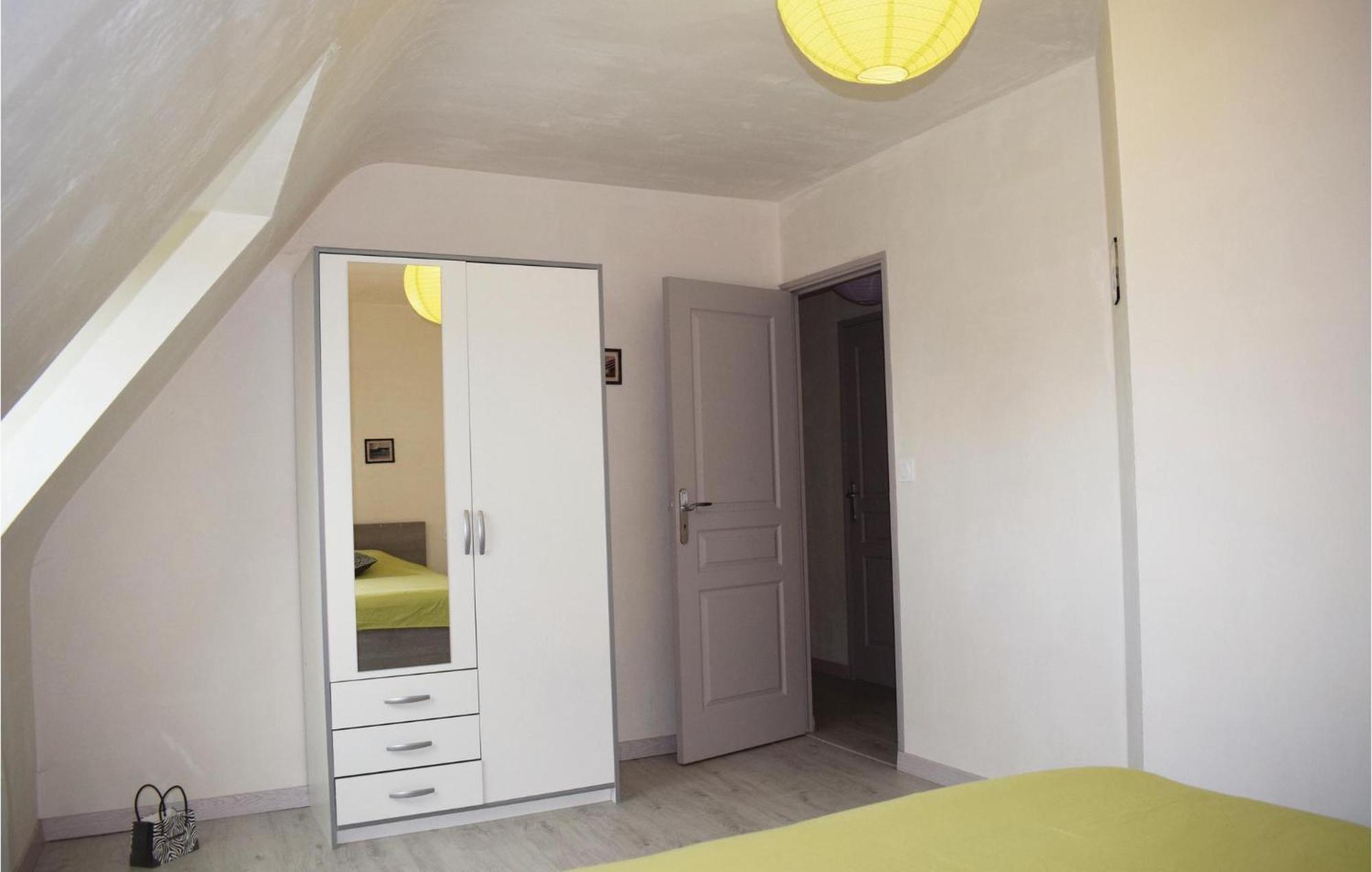 Gorgeous Home In Saint Alban With Kitchen Esterno foto