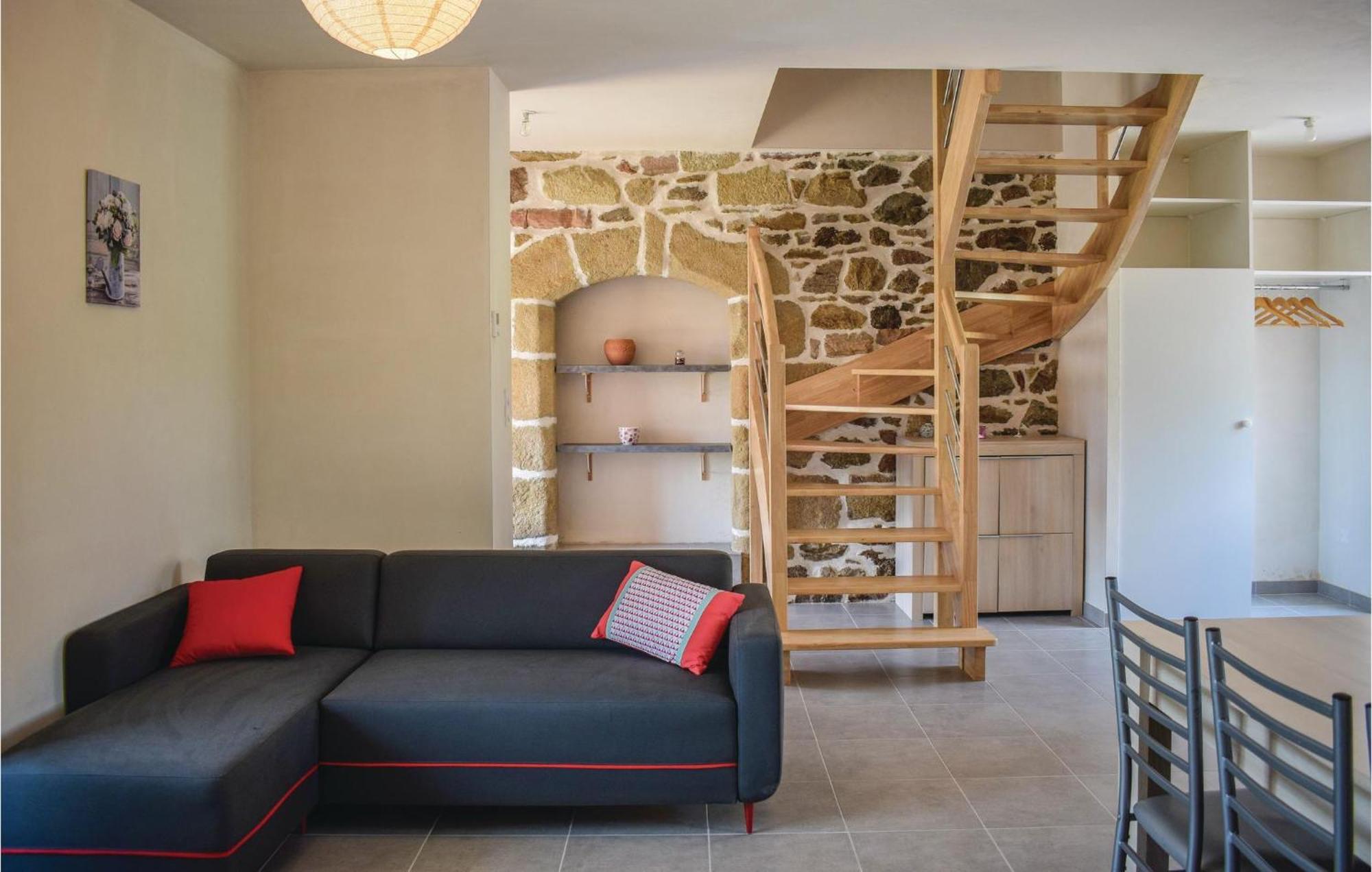 Gorgeous Home In Saint Alban With Kitchen Esterno foto