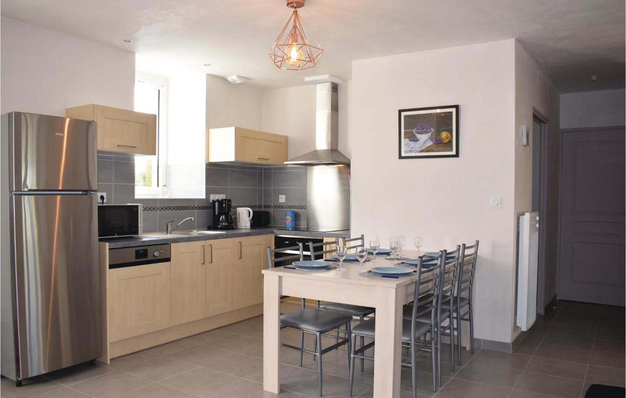 Gorgeous Home In Saint Alban With Kitchen Esterno foto